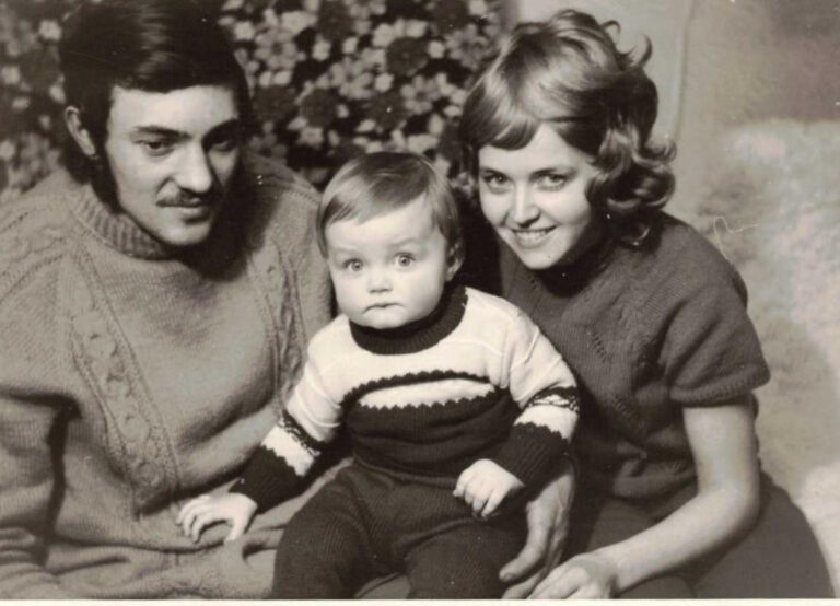 Syn Rostislav s manželkou Vlastou a synem René.