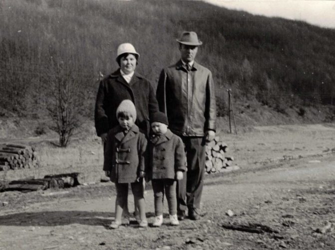 Stanislava, Jan a jejich děti.